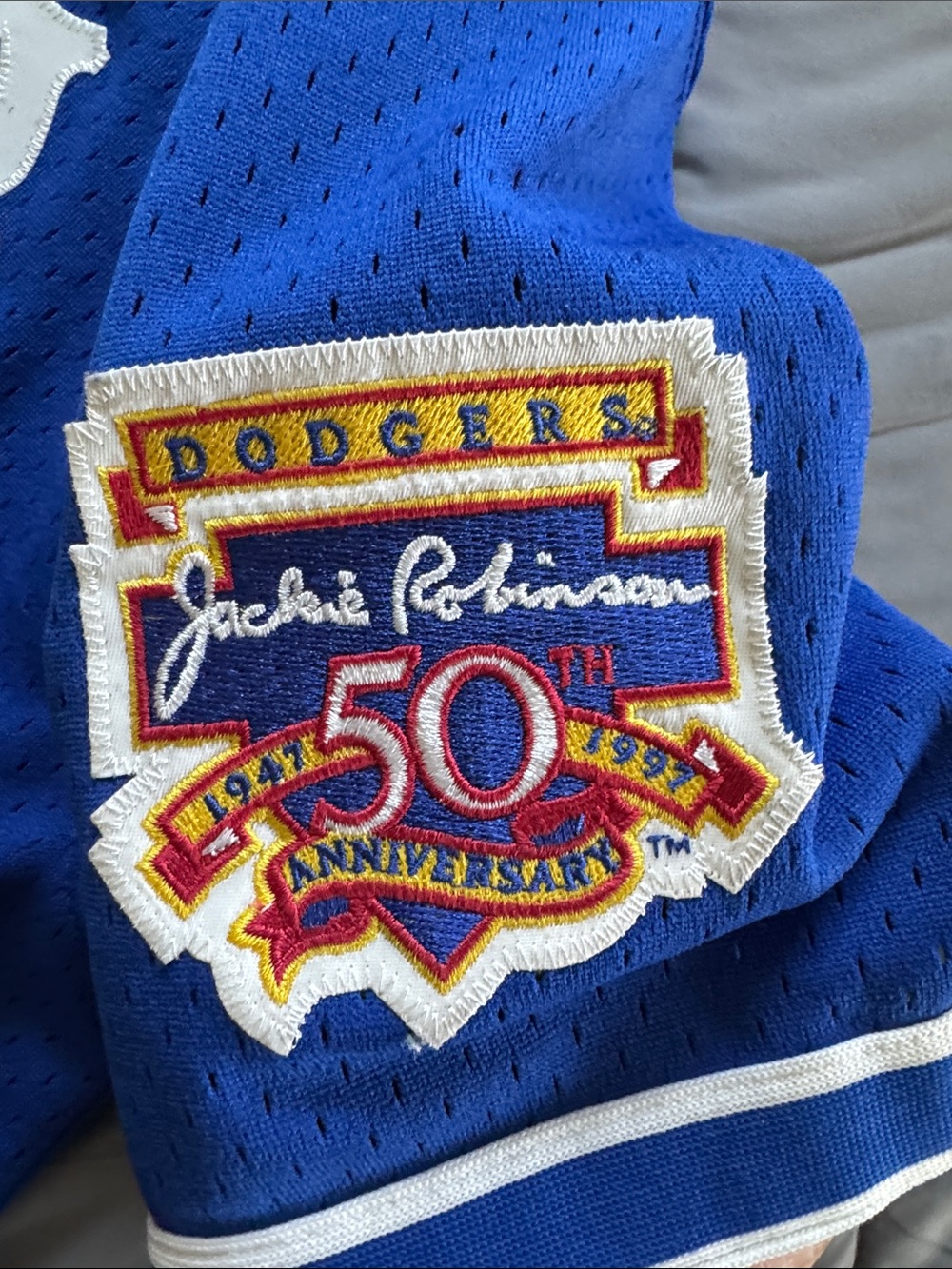 Mitchell & Ness Blue Dodgers Mike Piazza Jersey 31 - Picture 3 of 7